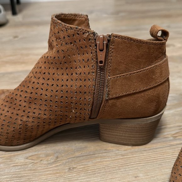 Women’s Universal Thread boots - Picture 3 of 9